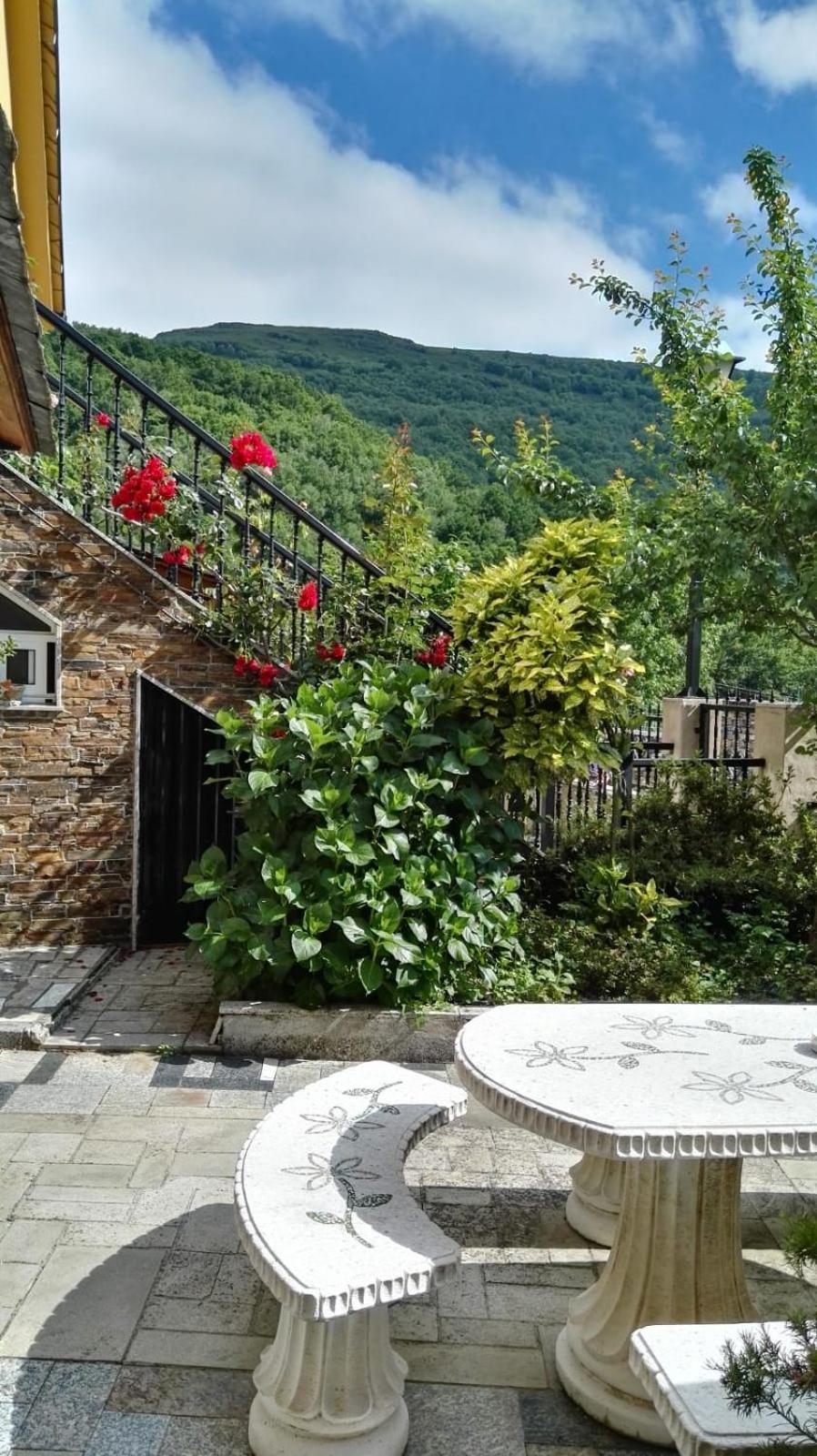 Casa David Hotell Tríacastela Eksteriør bilde